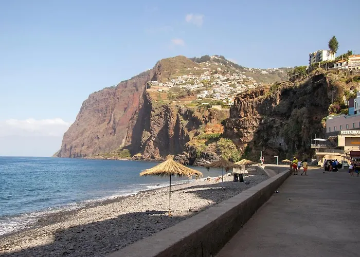 Дом отдыха Casa Do Ilheu - House Of Ilheu - Камара-де-Лобуш